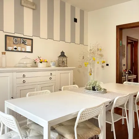 Guest house Holihome - La Dei Fiori