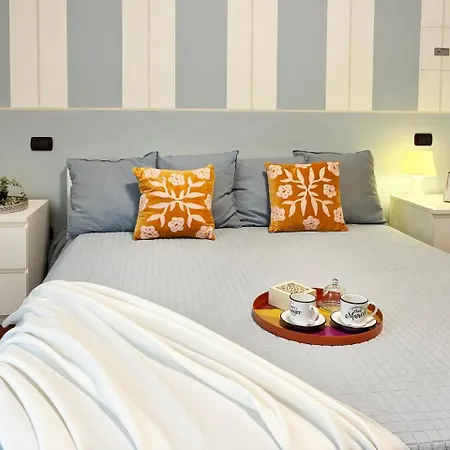Holihome - La Dei Fiori Affittacamere